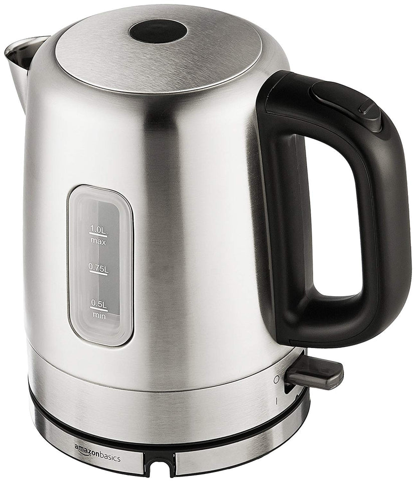 Tetera eléctrica de acero inoxidable AmazonBasics - 1 litro